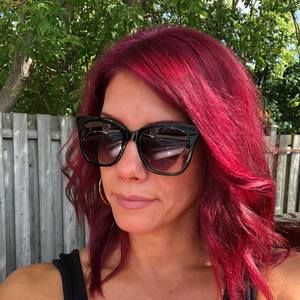 Meet your Posher, Leanne